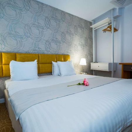 Best Western Hotel Lev Or I Bukareszt Zewnętrze zdjęcie